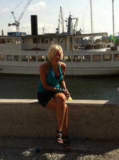 Sanna Nielsen feet photo 18