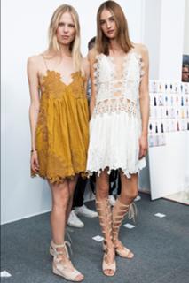 Sanne Vloet feet photo 4