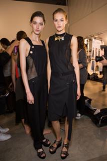 Sanne Vloet feet photo 10