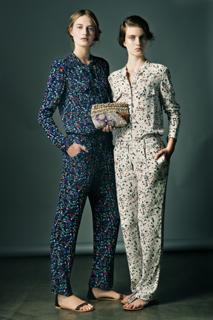 Sanne Vloet feet photo 2