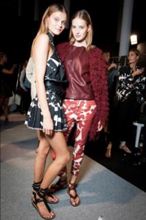 Sanne Vloet feet photo 6