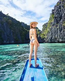 Sanne Vloet feet photo 7
