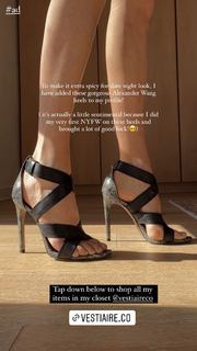 Sanne Vloet feet photo 9