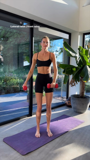 Sanne Vloet feet photo 6