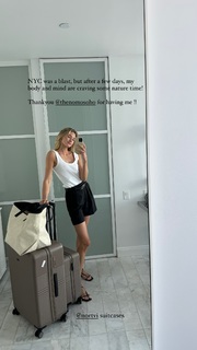 Sanne Vloet feet photo 6