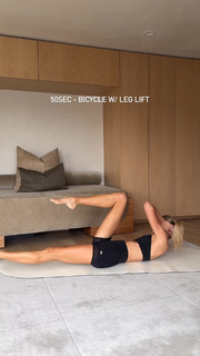 Sanne Vloet feet photo 10