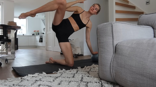 Sanne Vloet feet photo 8