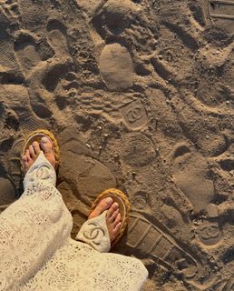 Sanne Vloet feet photo 17