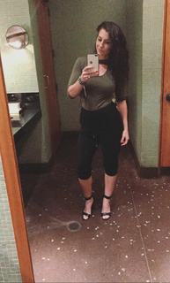 Santana Garrett feet photo 2