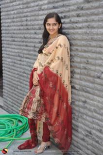 Sanusha feet photo 11