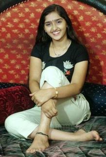 Sanusha feet photo 10