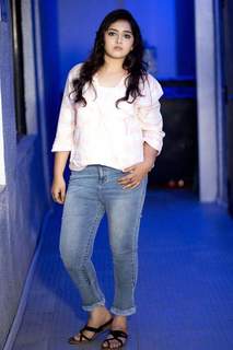 Sanusha feet photo 7