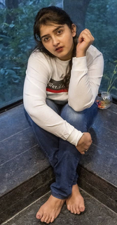 Sanusha feet photo 2