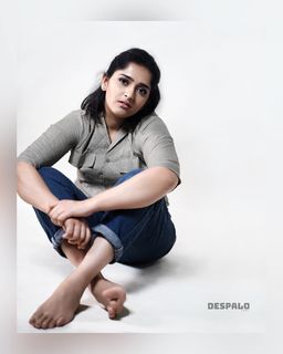 Sanusha feet photo 15