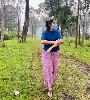 Sanusha feet photo 9