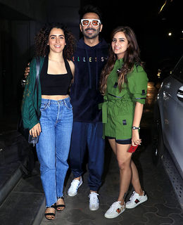 Sanya Malhotra feet photo thumbnail