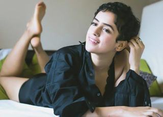 Sanya Malhotra feet photo thumbnail