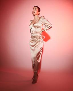 Sanya Malhotra feet photo thumbnail