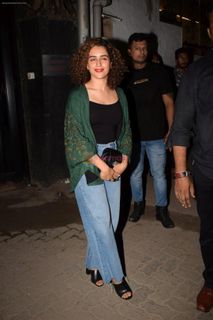 Sanya Malhotra feet photo thumbnail