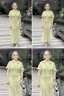 Sanya Malhotra feet photo thumbnail