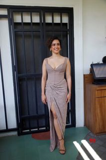 Sanya Malhotra feet photo thumbnail