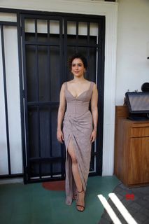 Sanya Malhotra feet photo thumbnail