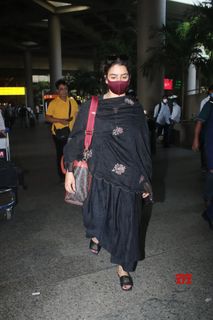 Sanya Malhotra feet photo thumbnail