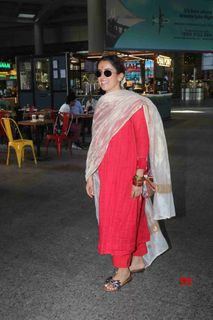 Sanya Malhotra feet photo thumbnail