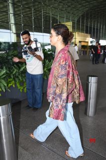 Sanya Malhotra feet photo thumbnail