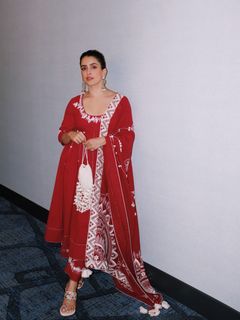 Sanya Malhotra feet photo 5