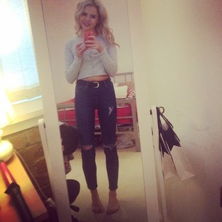 Saoirse-Monica Jackson feet photo 18
