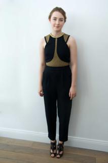 Saoirse Ronan feet photo thumbnail