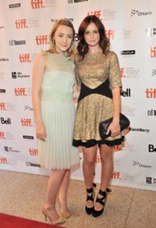 Saoirse Ronan feet photo thumbnail