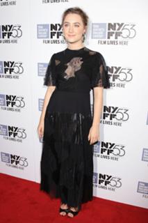 Saoirse Ronan feet photo thumbnail