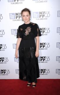 Saoirse Ronan feet photo thumbnail