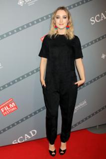 Saoirse Ronan feet photo thumbnail