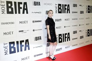 Saoirse Ronan feet photo thumbnail