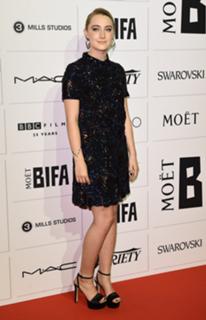 Saoirse Ronan feet photo thumbnail