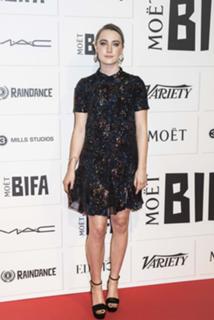 Saoirse Ronan feet photo thumbnail