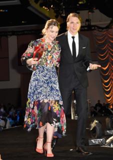 Saoirse Ronan feet photo thumbnail