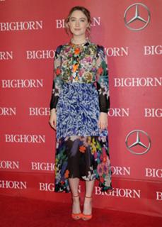 Saoirse Ronan feet photo thumbnail