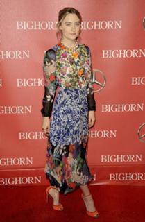 Saoirse Ronan feet photo thumbnail