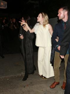 Saoirse Ronan feet photo thumbnail