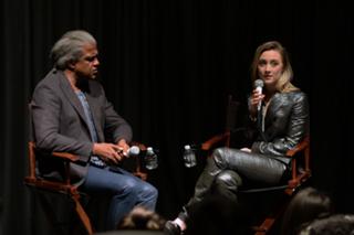 Saoirse Ronan feet photo thumbnail