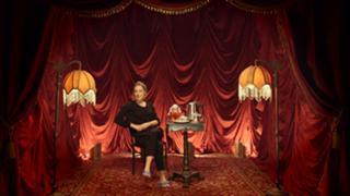 Saoirse Ronan feet photo thumbnail