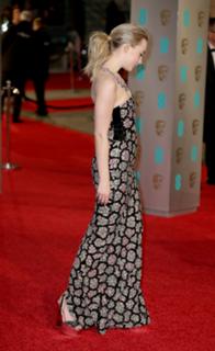 Saoirse Ronan feet photo thumbnail