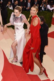 Saoirse Ronan feet photo thumbnail