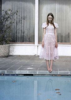 Saoirse Ronan feet photo thumbnail