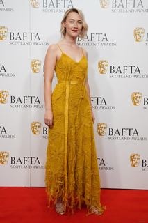 Saoirse Ronan feet photo thumbnail