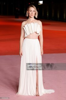 Saoirse Ronan feet photo thumbnail